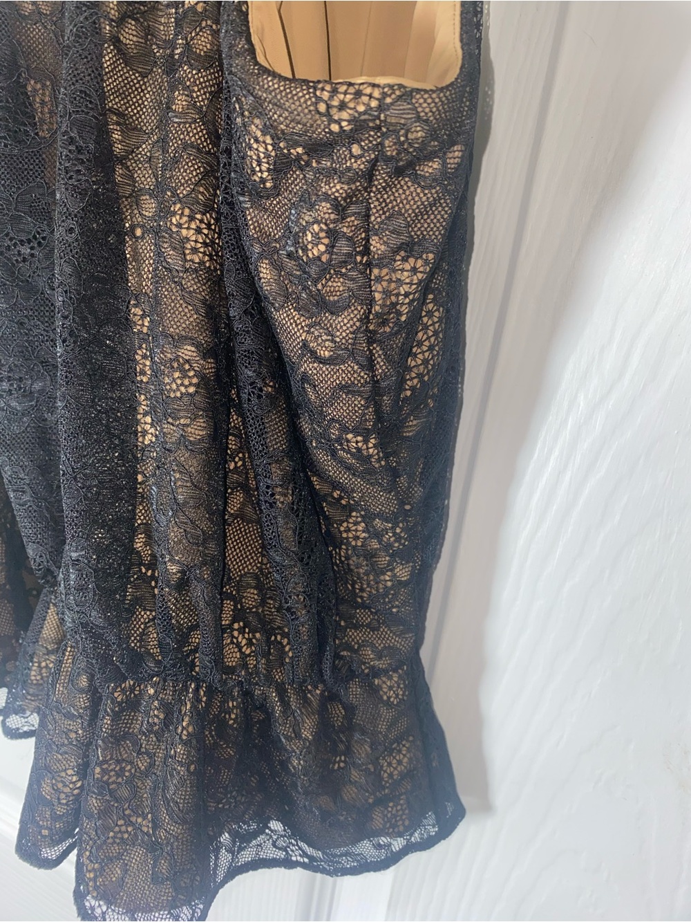 Veronica Beard NWT 14 Kailani Black Lace Cross-Halter Peplum Top - Picture 15 of 15